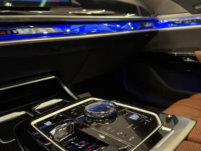 2026 بي ام دبليو الفئة السابعة 735أي