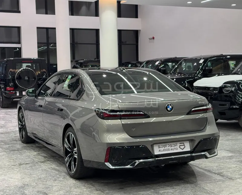 2026 بي ام دبليو الفئة السابعة 740أي