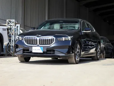 2026 بي ام دبليو الفئة الخامسة 520 أي