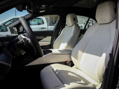 2026 بي ام دبليو الفئة الخامسة 520 أي