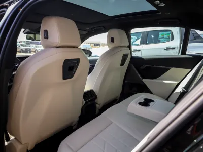 2026 بي ام دبليو الفئة الخامسة 520 أي