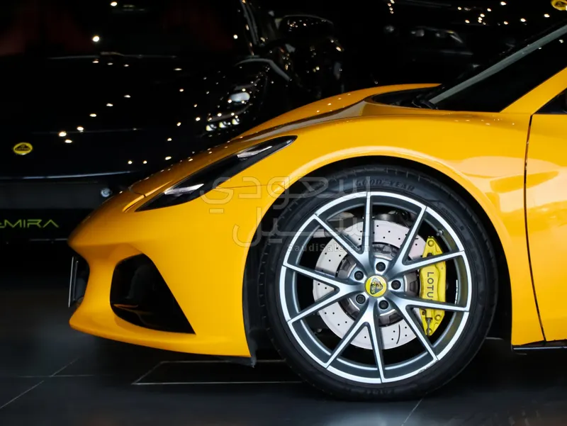 2025 لوتس اميرا فرست ادشن