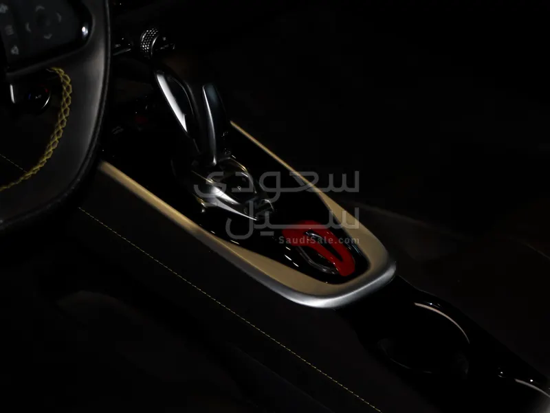 2025 لوتس اميرا فرست ادشن