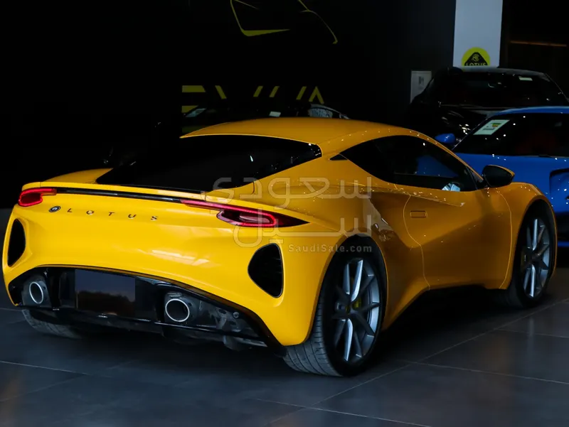 2025 لوتس اميرا فرست ادشن