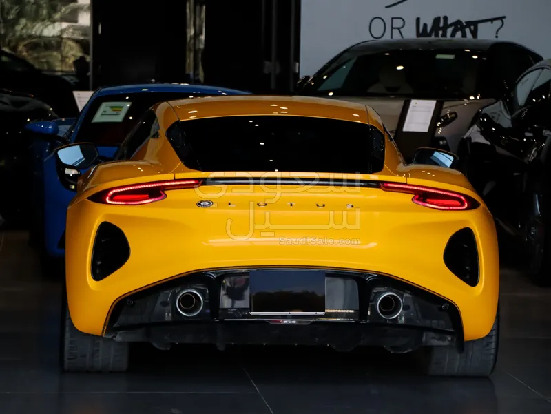 2025 لوتس اميرا فرست ادشن