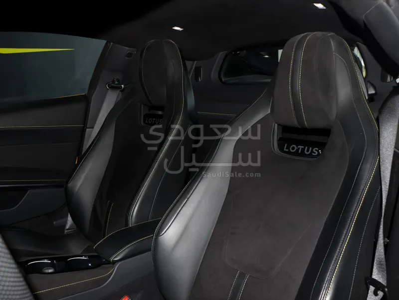 2025 لوتس اميرا فرست ادشن