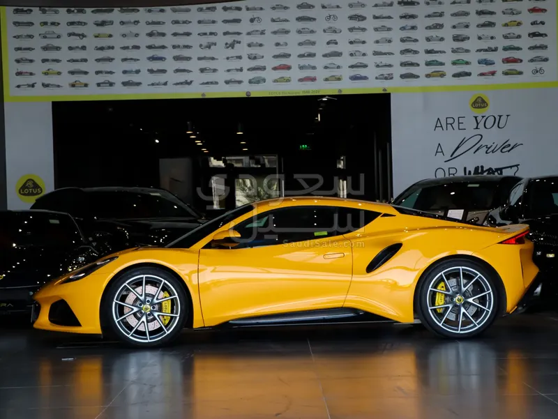 2025 لوتس اميرا فرست ادشن