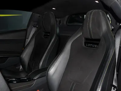 2025 لوتس اميرا فرست ادشن