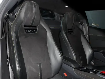 2025 لوتس اميرا فرست ادشن