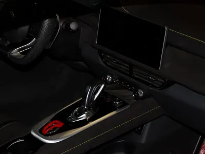 2025 لوتس اميرا فرست ادشن