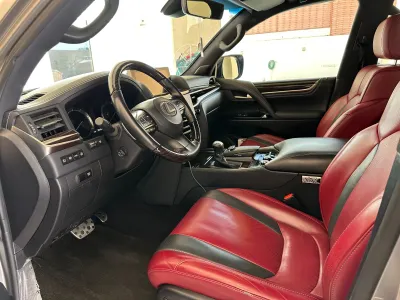 2018 لكزس إل إكس 570 اس