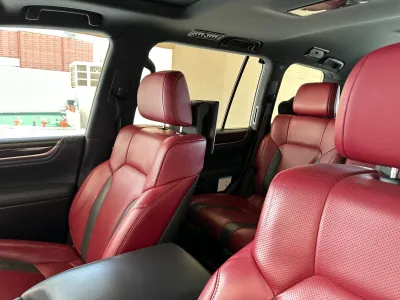 2018 لكزس إل إكس 570 اس