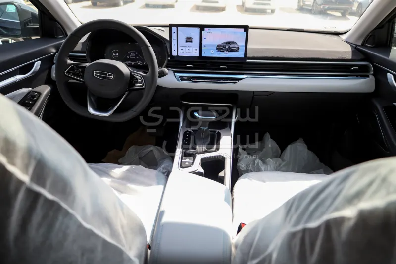 2025 جيلي امجراند