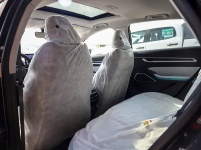 2025 جيلي امجراند