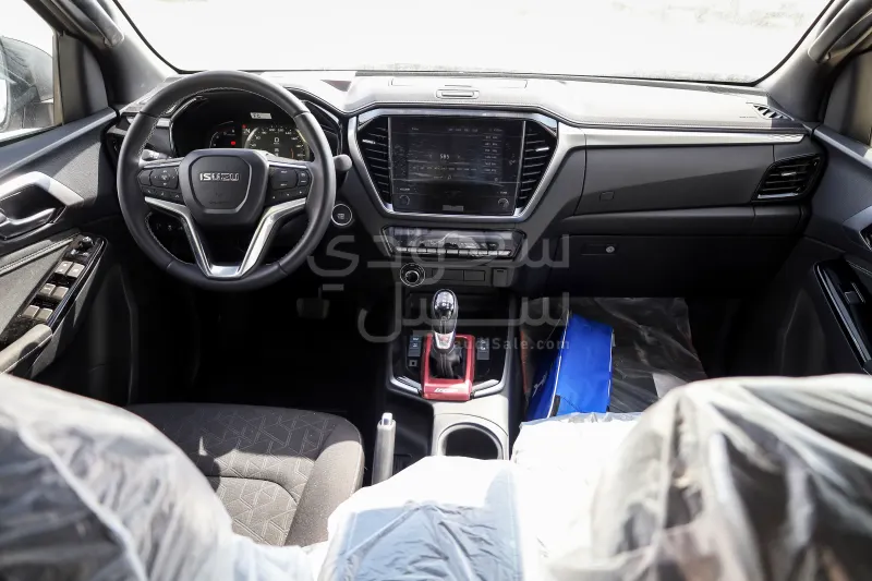 2025 ايسوزو دي ماكس غمارتين