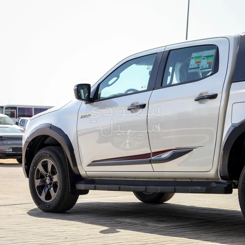 2025 ايسوزو دي ماكس غمارتين