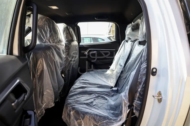 2025 ايسوزو دي ماكس غمارتين