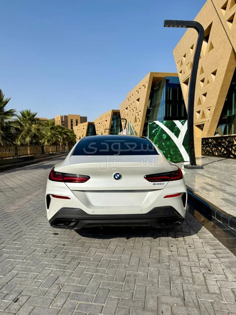 2024 بي ام دبليو الفئة الثامنة 840