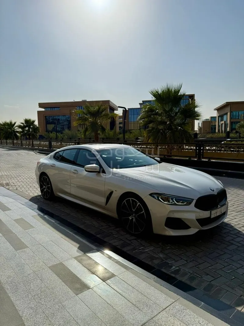 2024 بي ام دبليو الفئة الثامنة 840