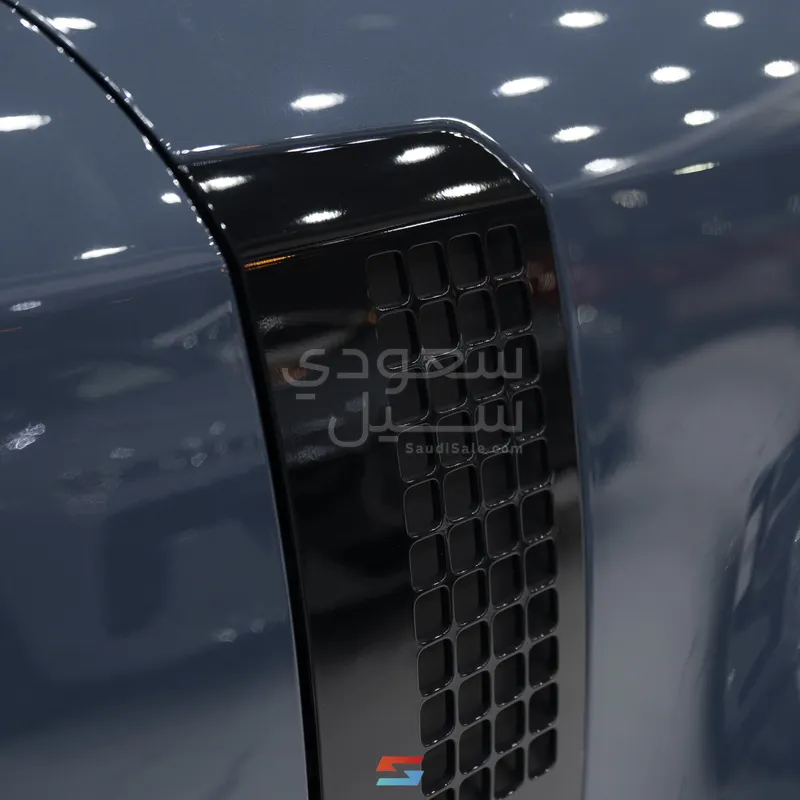 2026 لاند روفر ديفيندر 110