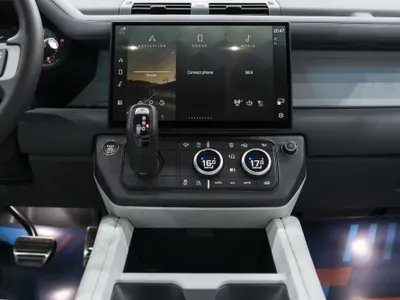 2026 لاند روفر ديفيندر 110