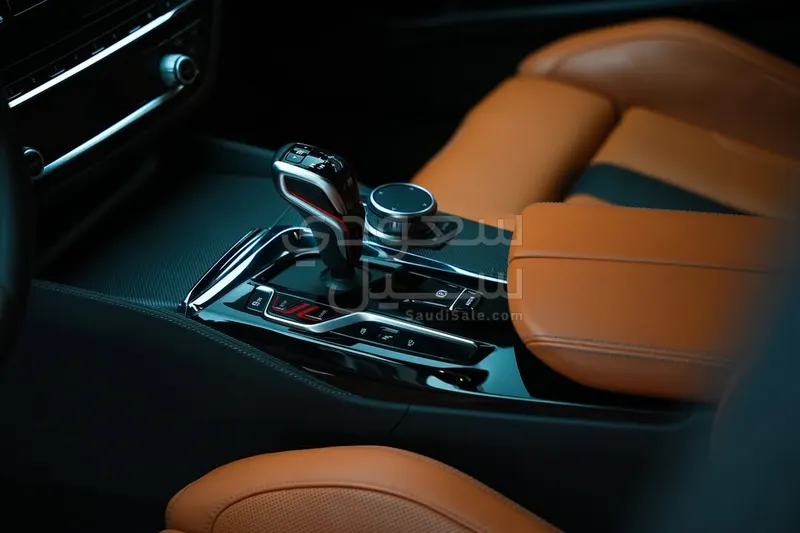 2023 BMW M Series M5 Competition