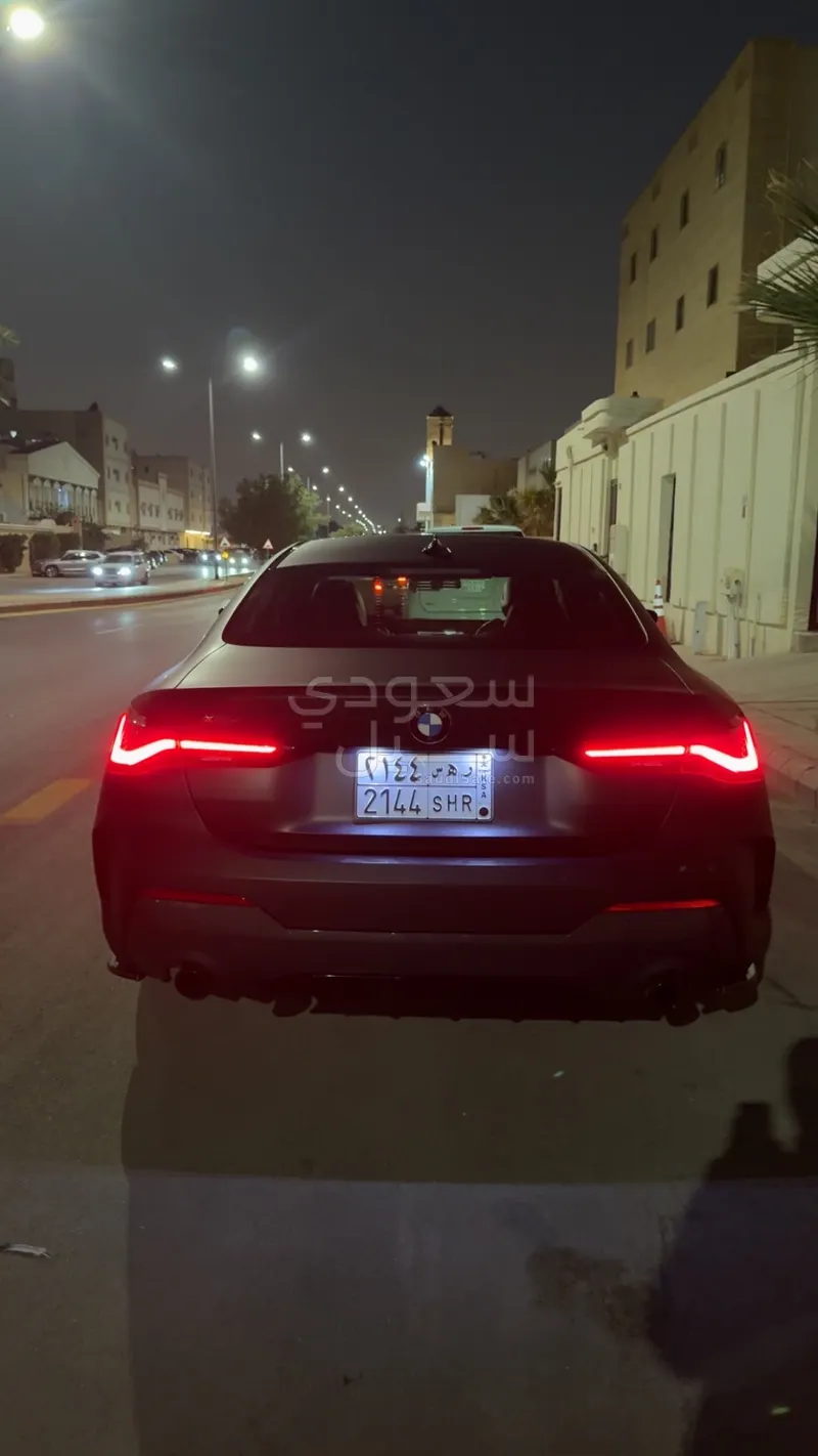 2021 بي ام دبليو الفئة الرابعة 430 أي