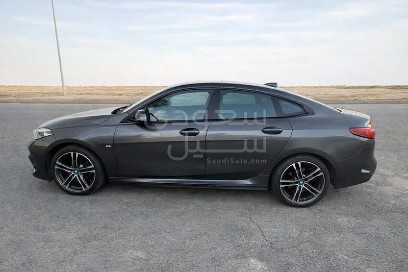 2021 بي ام دبليو الفئة الثانية 218 أي