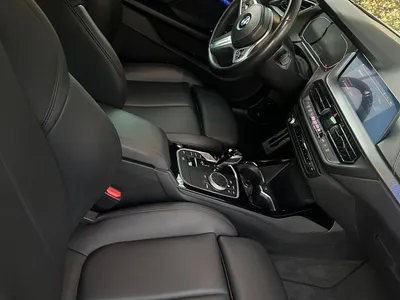 2021 بي ام دبليو الفئة الثانية 218 أي