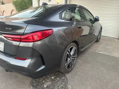 2021 بي ام دبليو الفئة الثانية 218 أي