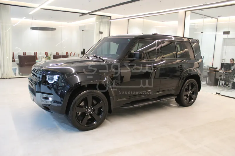 2025 لاند روفر ديفيندر 110