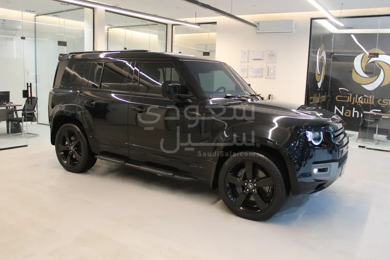 2025 لاند روفر ديفيندر 110