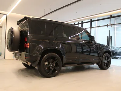 2025 لاند روفر ديفيندر 110