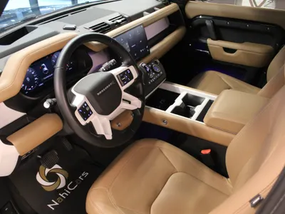 2025 لاند روفر ديفيندر 110