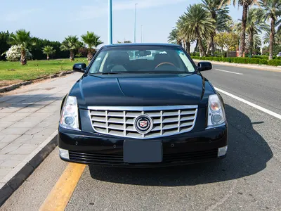 2011 كاديلاك دي تي اس بلاتينيوم