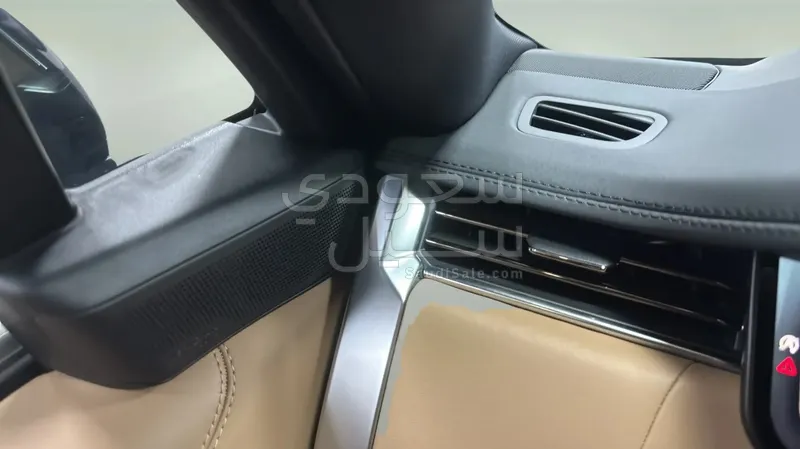 2025 لاند روفر رينج روفر اتش اس اي