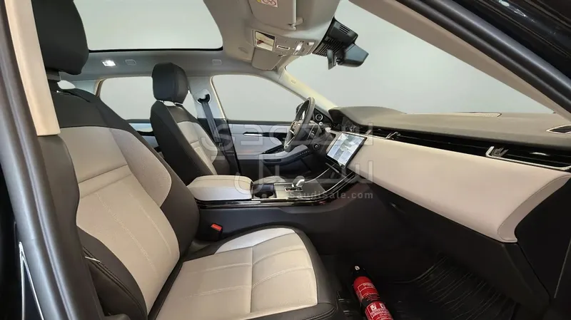 2024 لاند روفر رينج روفر ايفوك داينمك