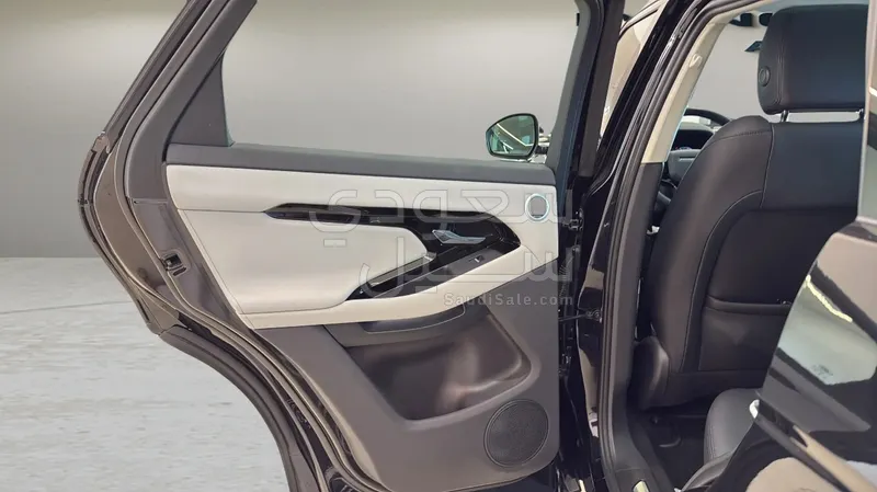 2024 لاند روفر رينج روفر ايفوك داينمك