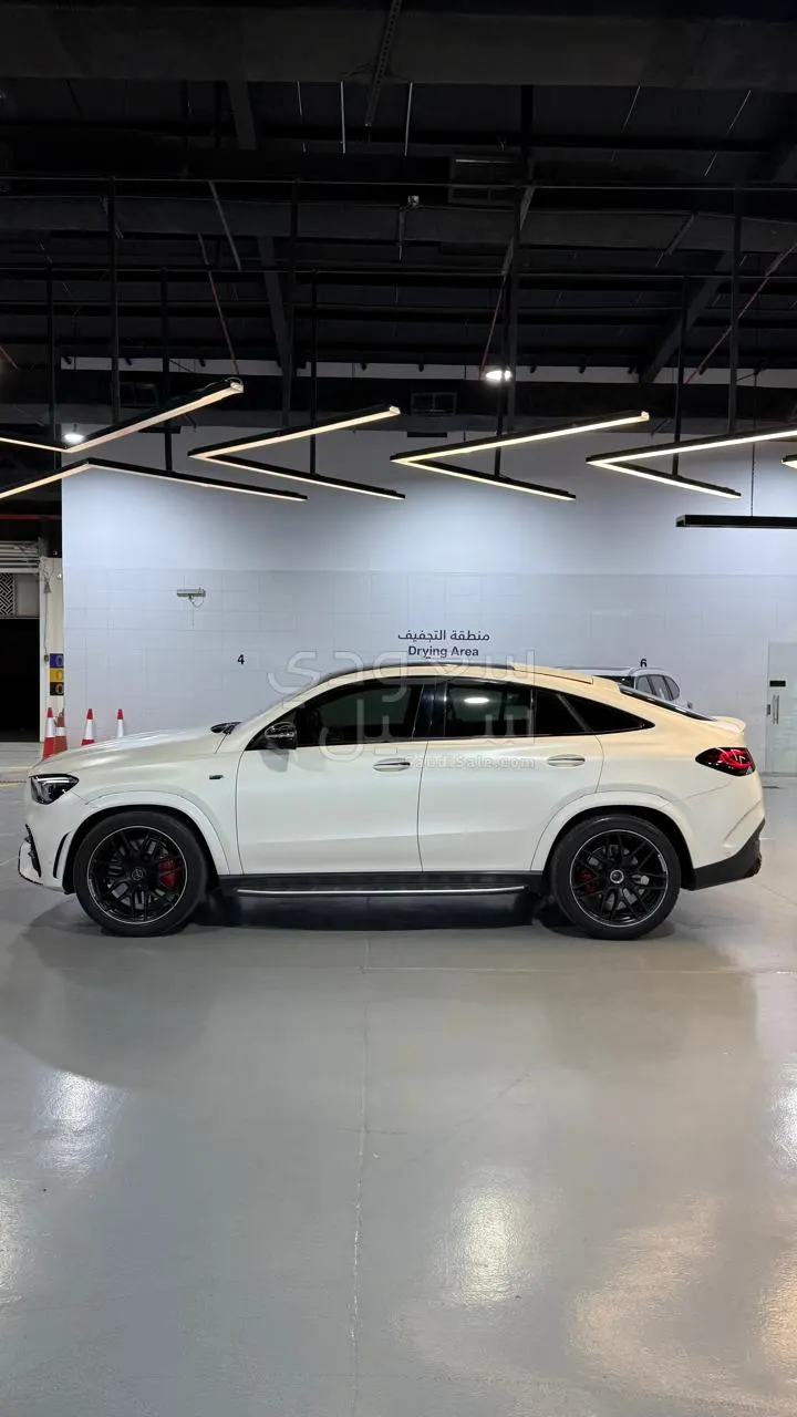 2021 مرسيدس - بنز جي إل إي 53 أي إم جي