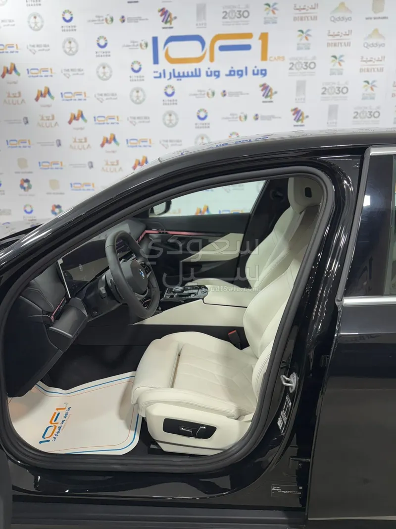 2026 بي ام دبليو الفئة الخامسة 520 أي