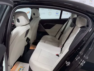 2026 بي ام دبليو الفئة الخامسة 520 أي