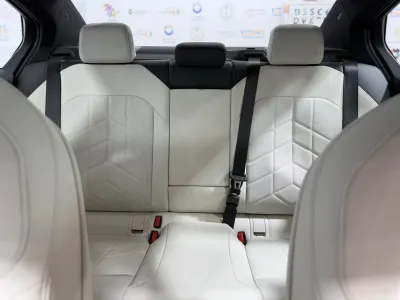 2026 بي ام دبليو الفئة الخامسة 520 أي