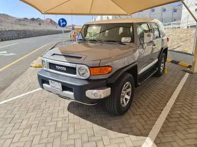 2017 تويوتا اف جي كروزر 2