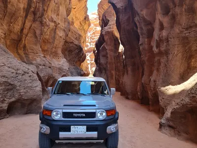 2017 تويوتا اف جي كروزر 2