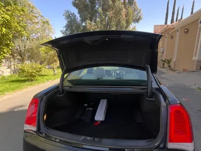 2021 كرايسلر 300 سي