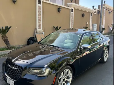 2021 كرايسلر 300 سي