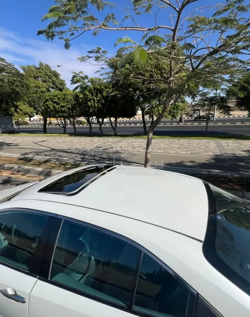 2020 تويوتا كورولا