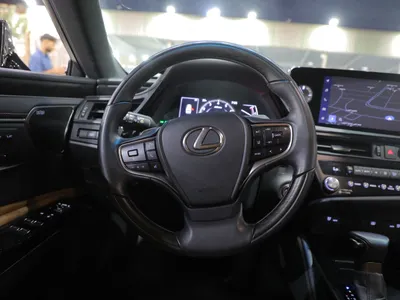 2023 لكزس إي إس 350 دي دي