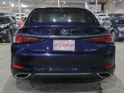 2023 لكزس إي إس 350 دي دي