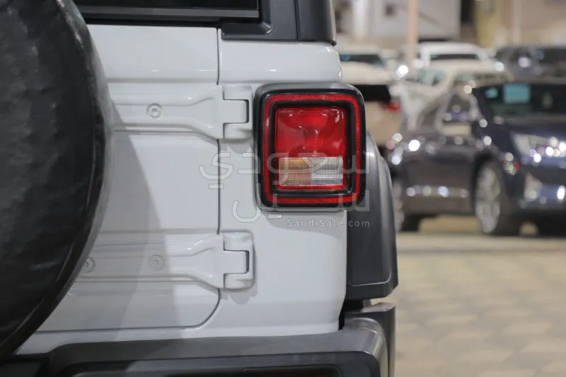 2021 جييب رانجلر سبورت